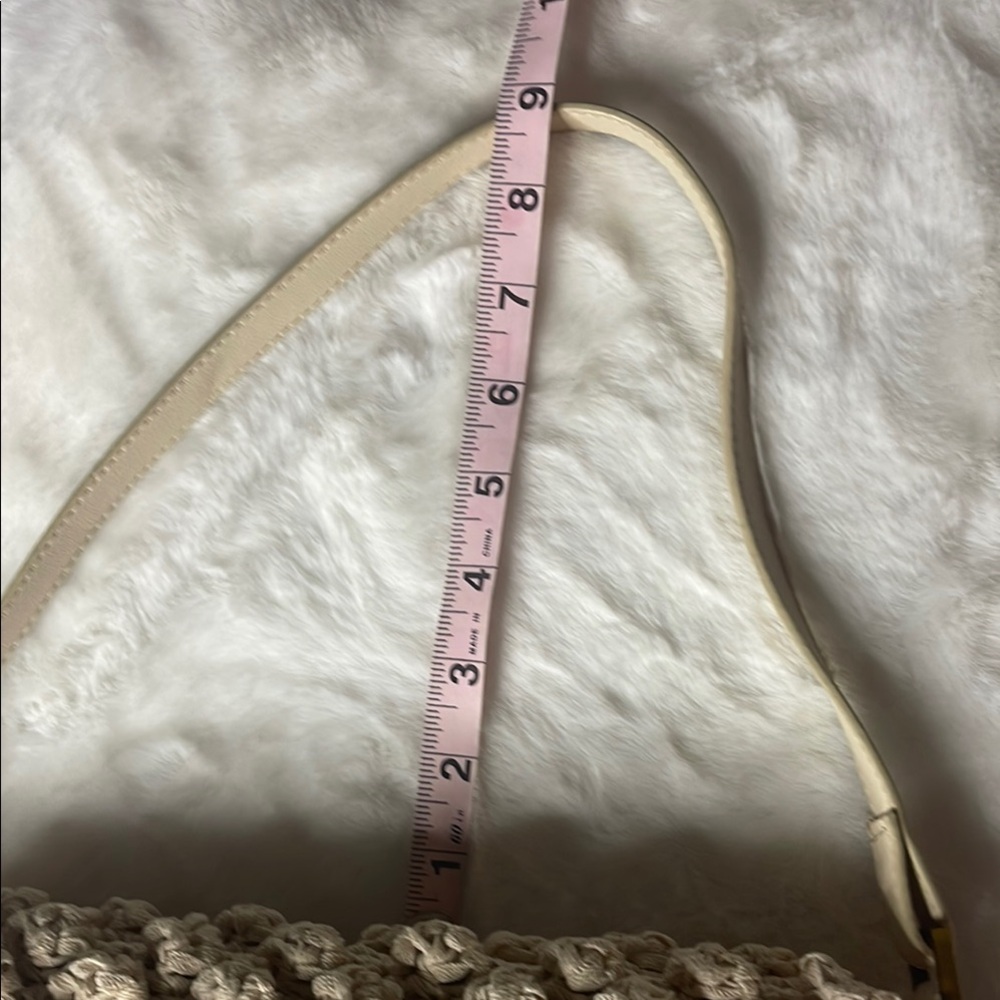 No Boundaries Cream Woven Shoulder Bag - Picture 9 of 11